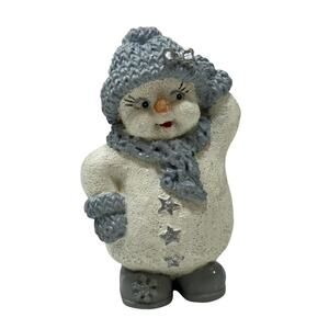 New Snow Buddies Aunt Crystal Figurine. KK555